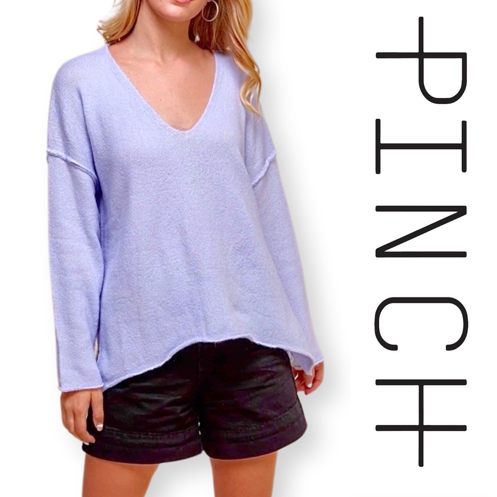 BOUTIQUE* PINCH Soft V-Neck‎ Side-Slit Knit Sweater - Picture 3 of 9